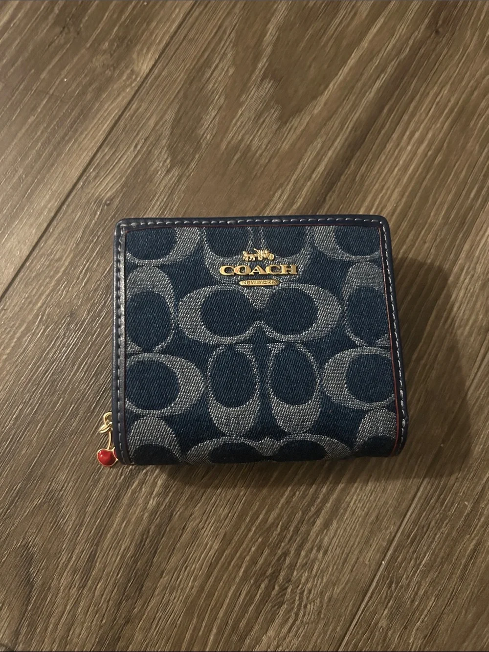 NWOT COACH Women's Black Snap Wallet In Signature Denim